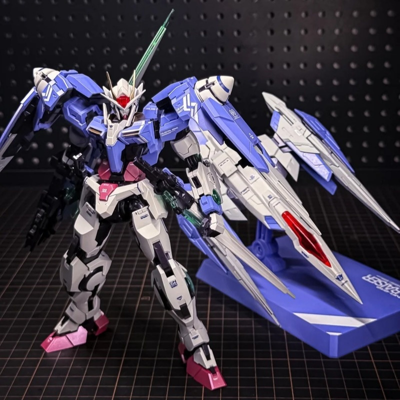 โมเดลใหม่ Menghu รุ่น MB 1/100 - Bandai Gundam Hg บทวิจารณ์และราคา